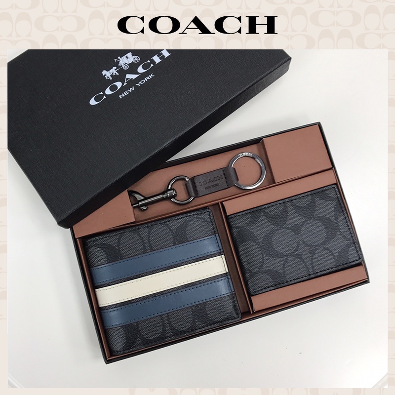 Ví nam COACH F26072 có 8 khe cắm thẻ