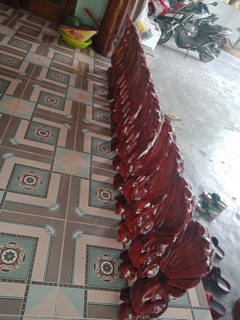 Chim công gỗ lim đá gia lai