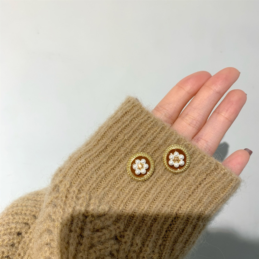 Khuyên tai nữ trang S925 tạo hình độc đáo