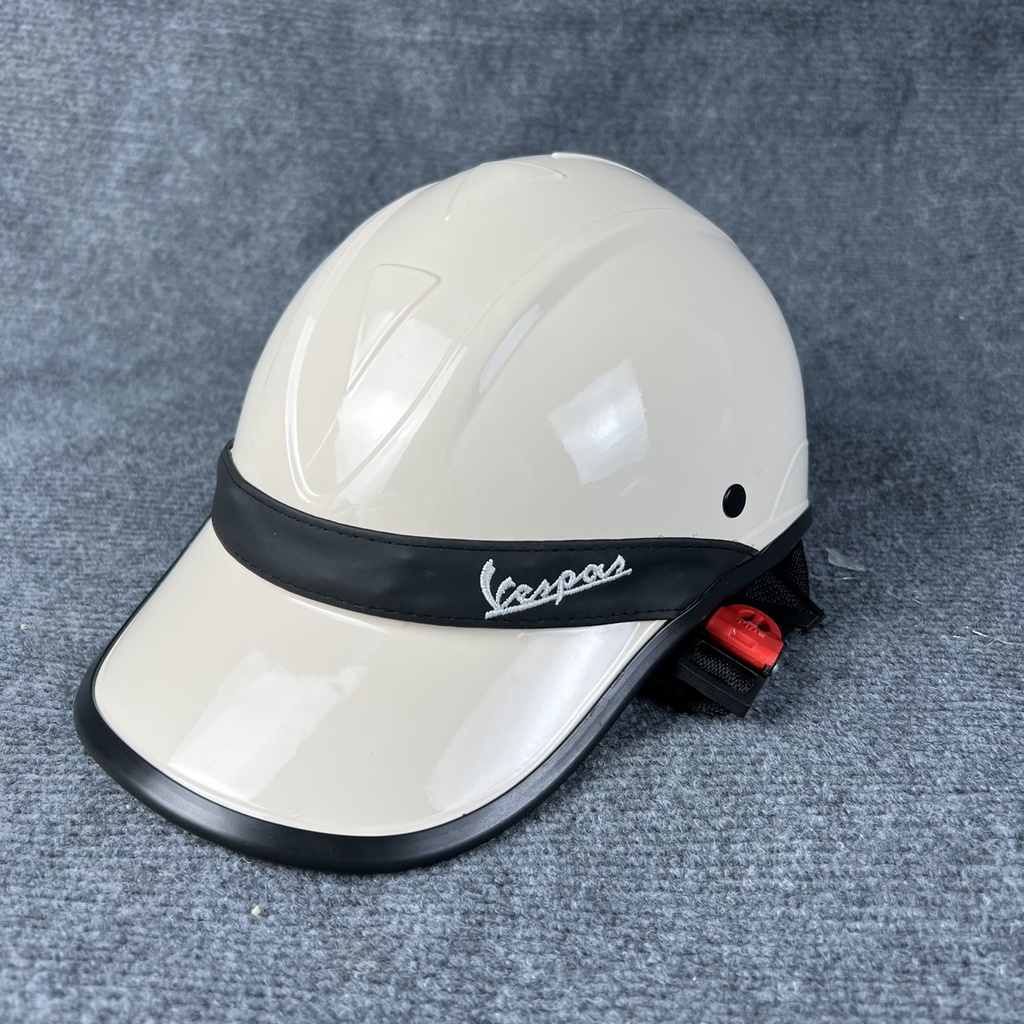 Nón kết lưỡi trai viền da thời trang cao cấp dành cho nam và nữ.