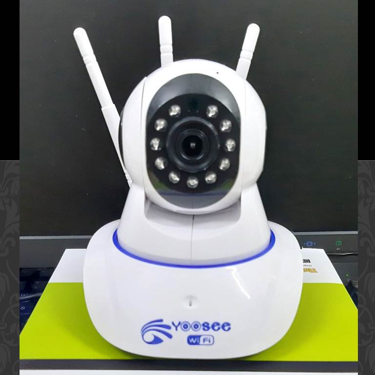 (kèm thẻ nhớ 32gb) Camera ip wifi yoosee trong nhà 3 râu không cổng LAN khe thẻ nhớ trên đầu hỗ trợ hồng ngoại quay đêm