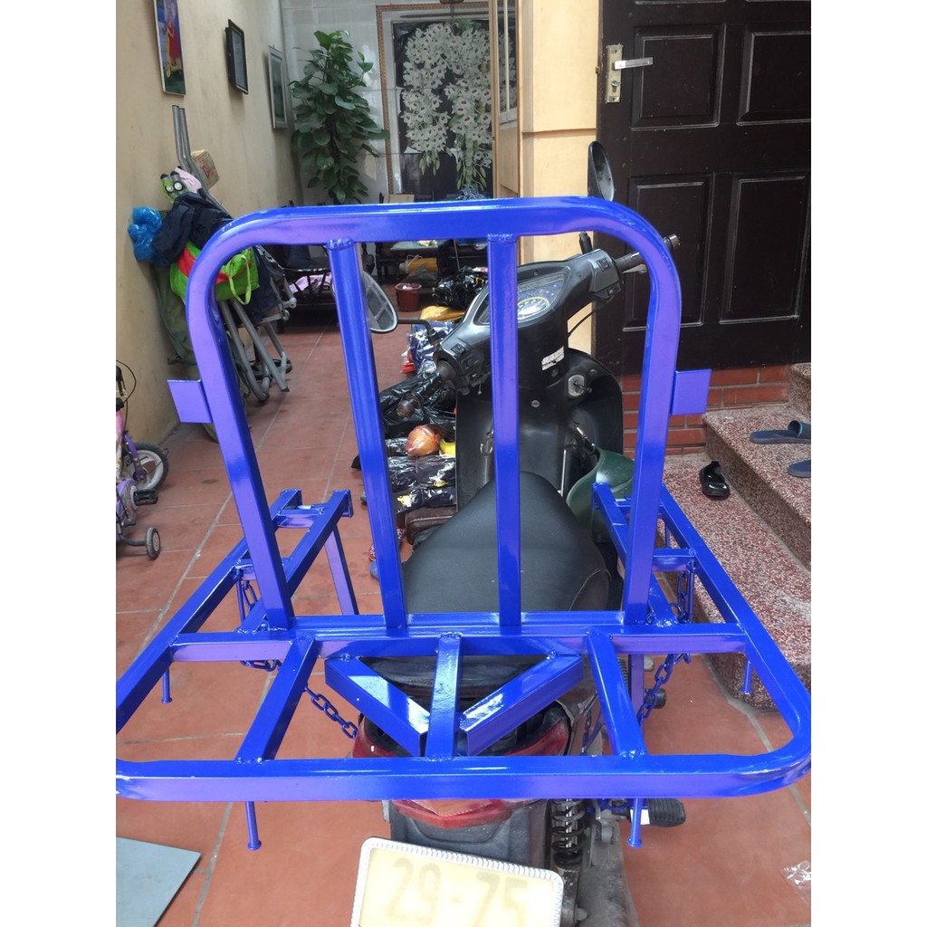 GIÁ CHỞ HÀNG XE MÁY ĐA NĂNG - LOẠI MỞ CỐP ĐỔ XĂNG