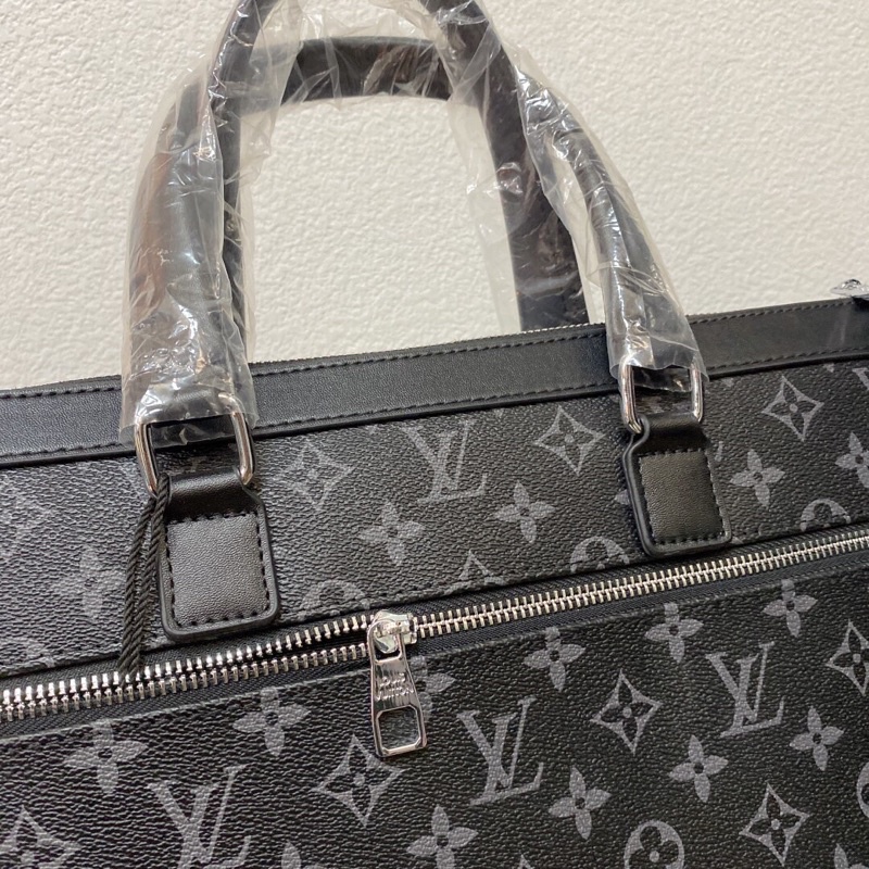Cặp nam LV Louis*Vuitton* Mesenger cao cấp Au nhập khẩu mới nhất 2021 | BigBuy360 - bigbuy360.vn