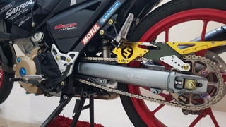 Gắp RCB Racingboy Suzuki Satria Raider [ Tặng cục căn inox 304 gắn như zin]