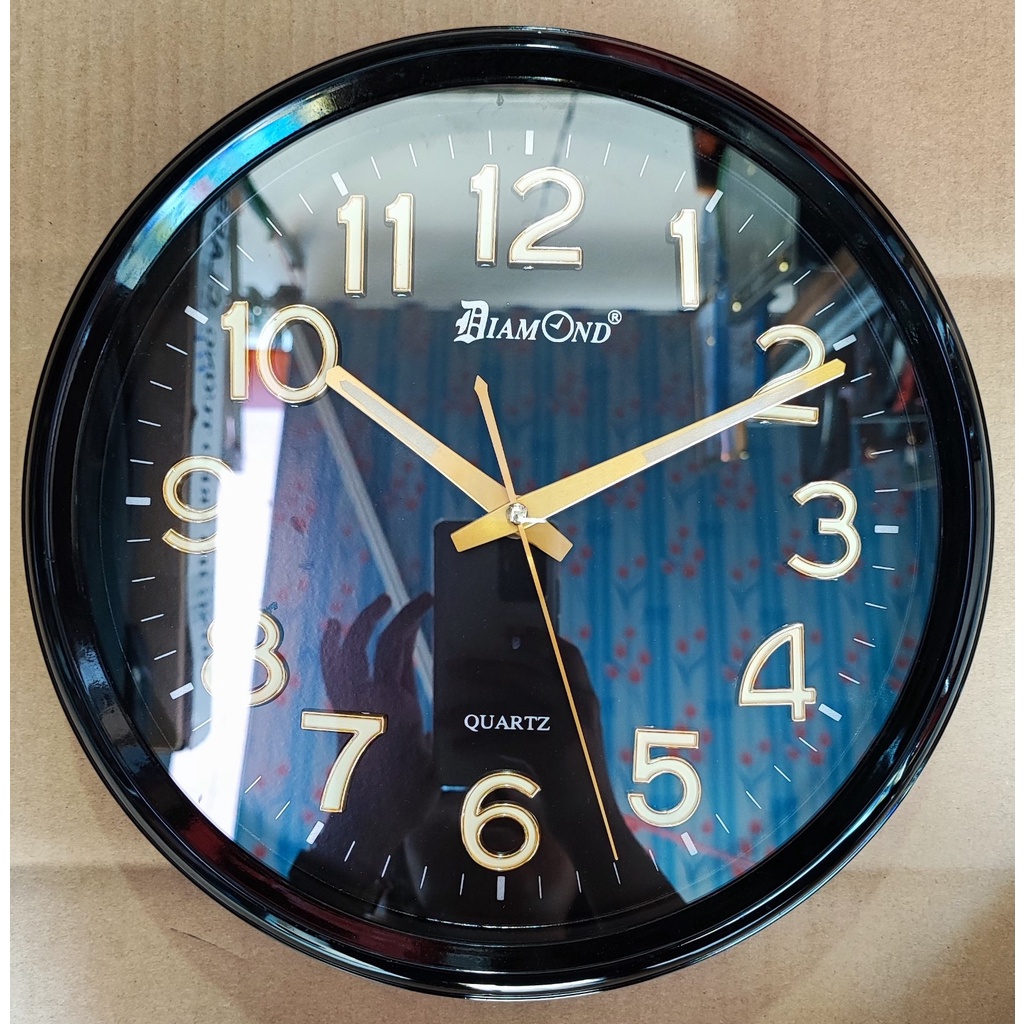 Đồng hồ treo tường số dạ quang máy kim trôi cực bền yên tĩnh D51