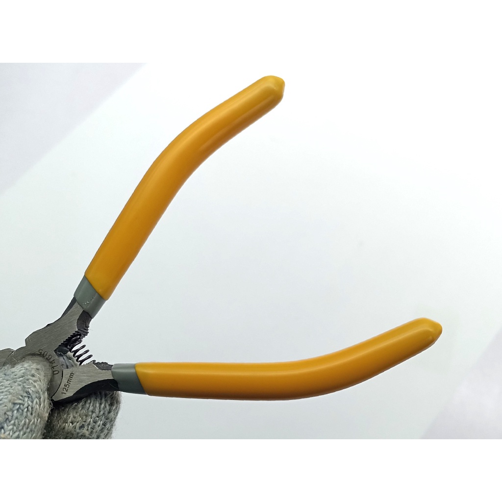 Kìm cắt bavia nhựa lưỡi thép CrV BAIHU
