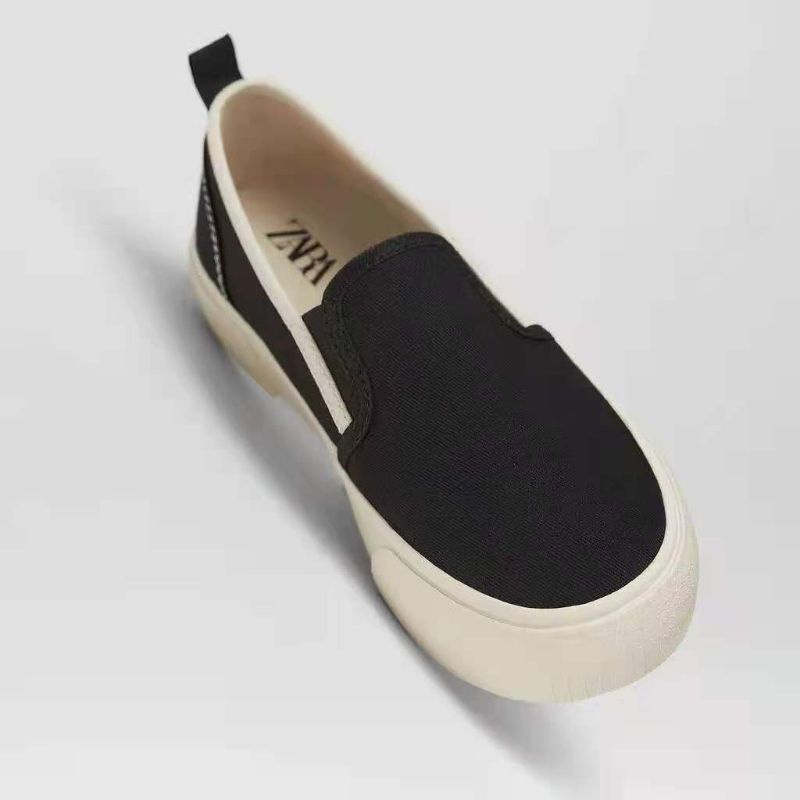 Giày Sneaker Zara dư xịn