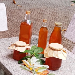 Set 5 chai thuỷ tinh vuông 1000ml nắp đen