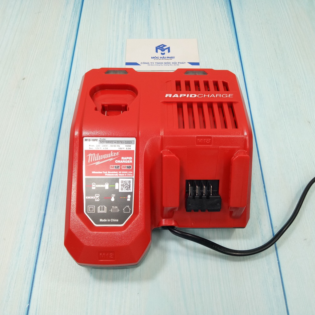 Đế sạc nhanh Milwaulkee M12 và M18  M12-18FC chính hãng