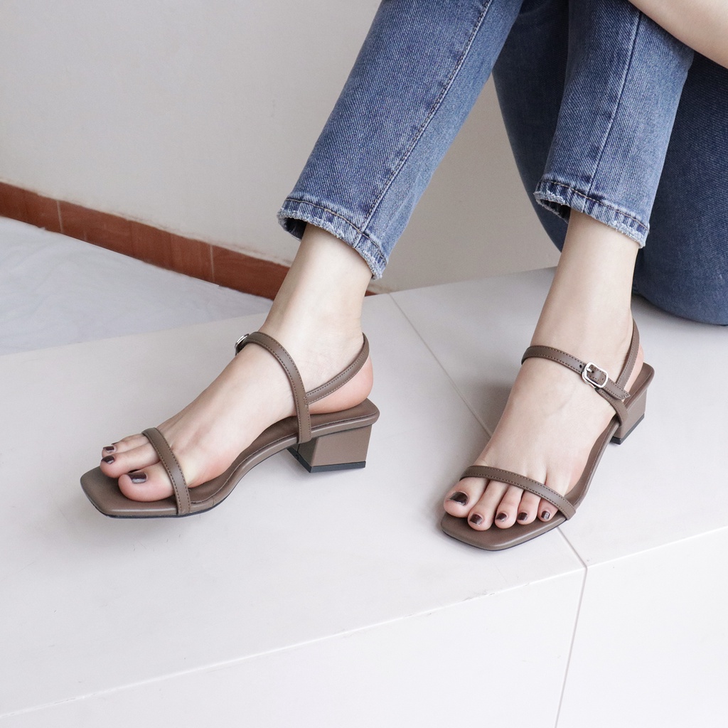 Sandal nữ cao gót 3p quai mảnh gót vuông mũi vuông thời trang bAimée & bAmor - MS1588