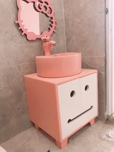Lavabo tủ gỗ màu hồng ,sơn chống thấm cho trẻ em.