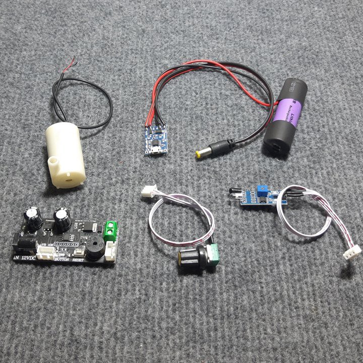 Máy rửa tay rót nước rót bia dùng pin