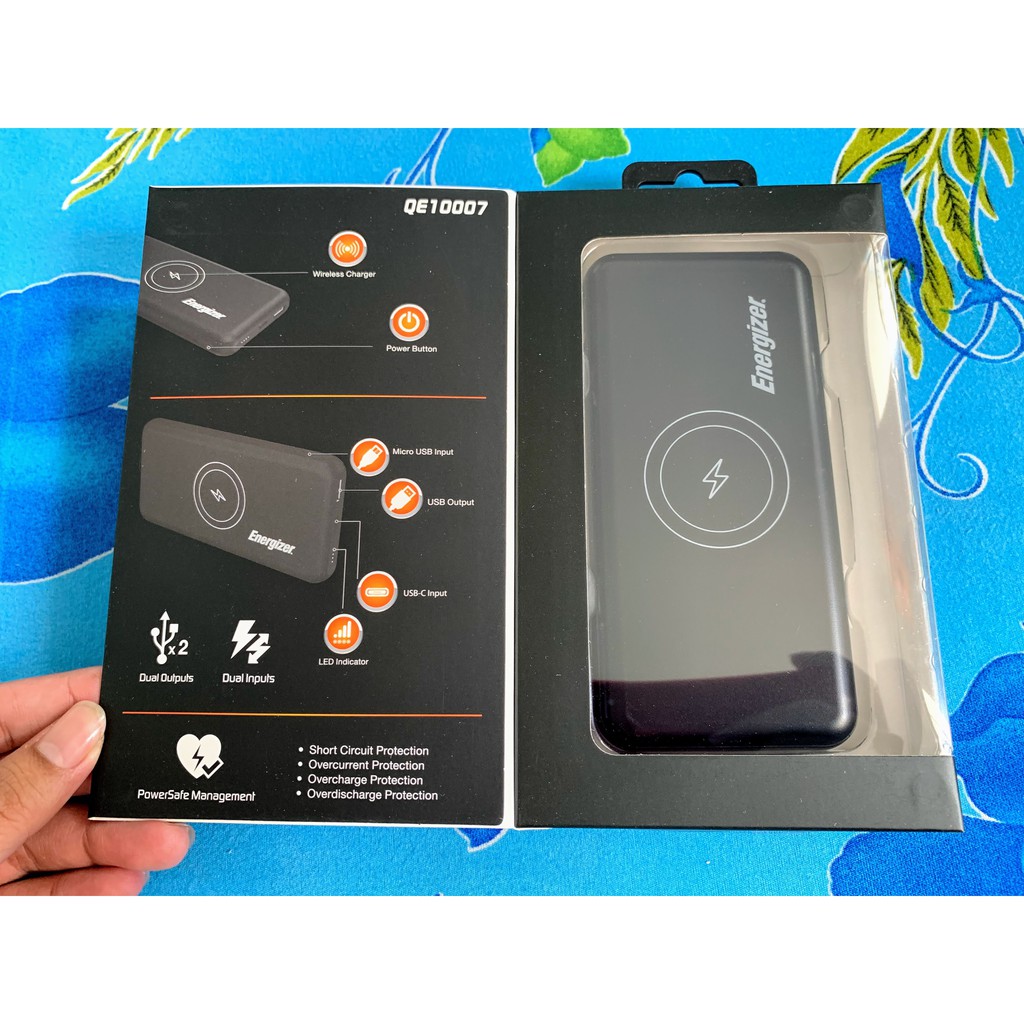 Pin sạc dự phòng Energizer QE10007 sạc không dây 5W dung lượng 10000mah.