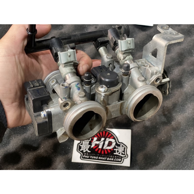 Họng xăng đôi zin yamaha YZF R25