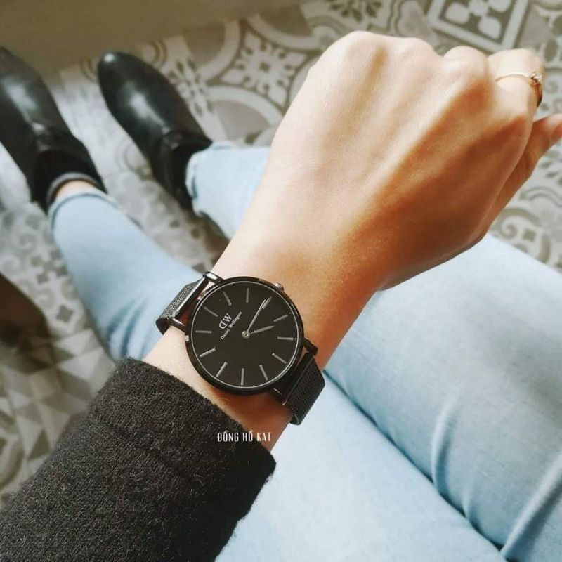 Đồng hồ WD nam nữ dây mành