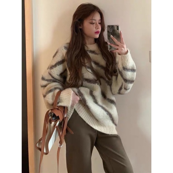 Áo len nữ màu be kẻ đen nâu phom rộng sweater cổ tròn dài tay chất len dày dặn cao cấp phong cách Hàn Quốc