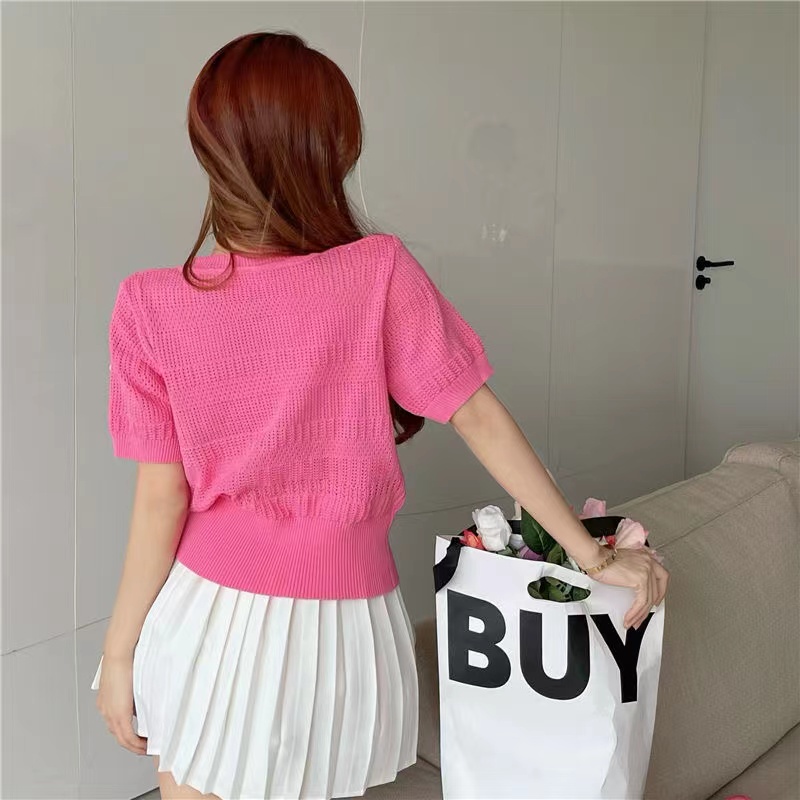 [Hana And Alice] Áo Thun Tay Ngắn Phồng Họa Tiết Hoa Dễ Phối Đồ Thời Trang Cho Nữ