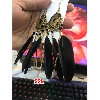 bông tai lông vũ đen đẹp