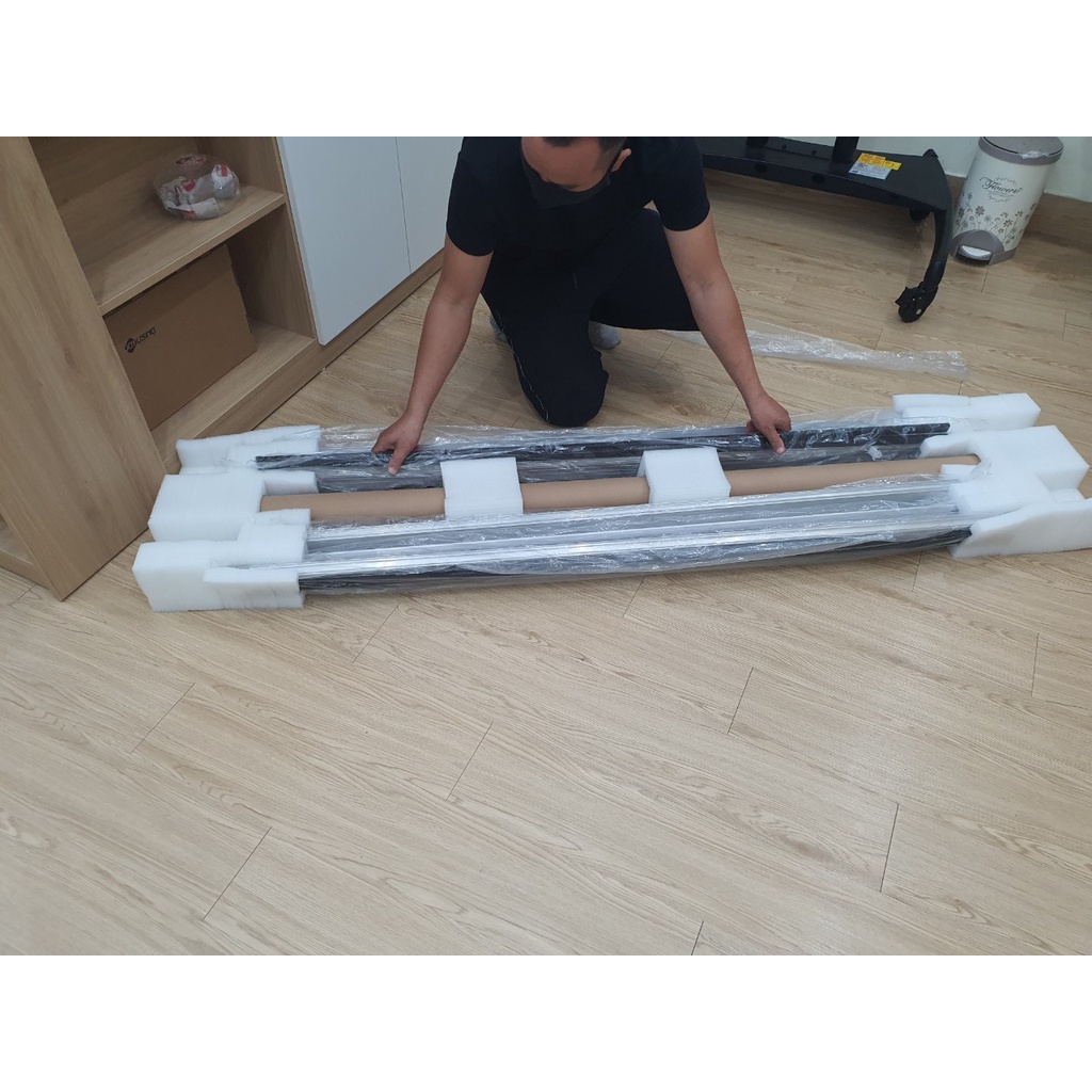 Màn chiếu siêu gần  Grandview ALR 100 inch DY5