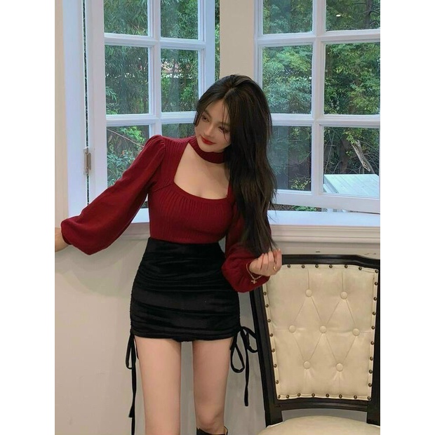 SET ÁO TAY DÀI CỔ CHOKER ĐỎ CHÂN VÁY RÚT ĐÙI ĐEN - HN7