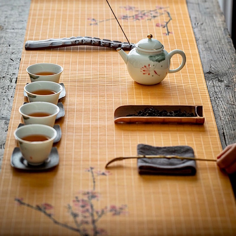 Chiếu tre , thảm tre trải bàn trà hoa đào 30x135cm