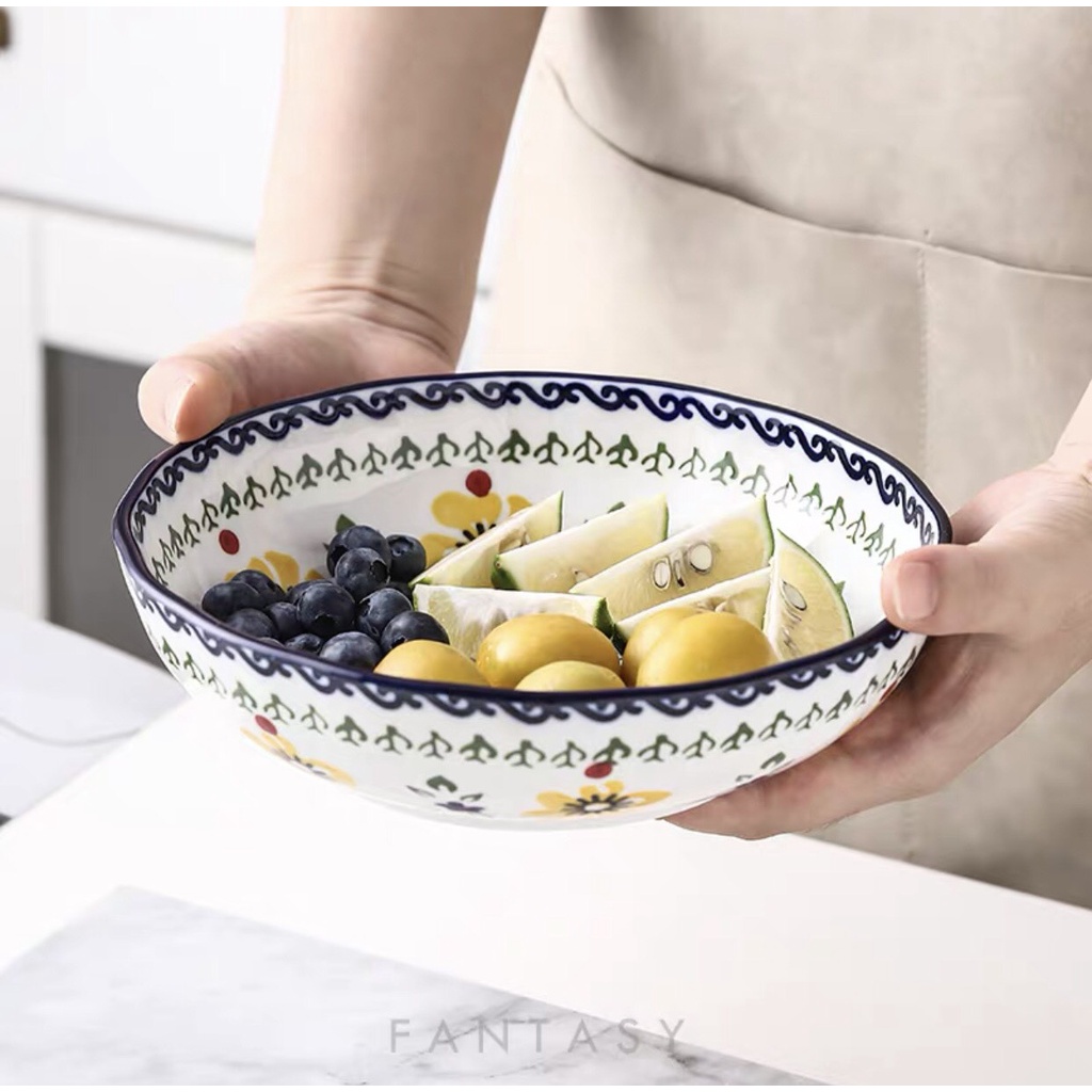 Bộ bát cơm hoa cúc viền xanh dương đẹp và sang trọng phù hợp cho bữa cơm gia đình, mâm cỗ gia tiên