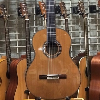 Đàn guitar classic merida mc10 cao cấp