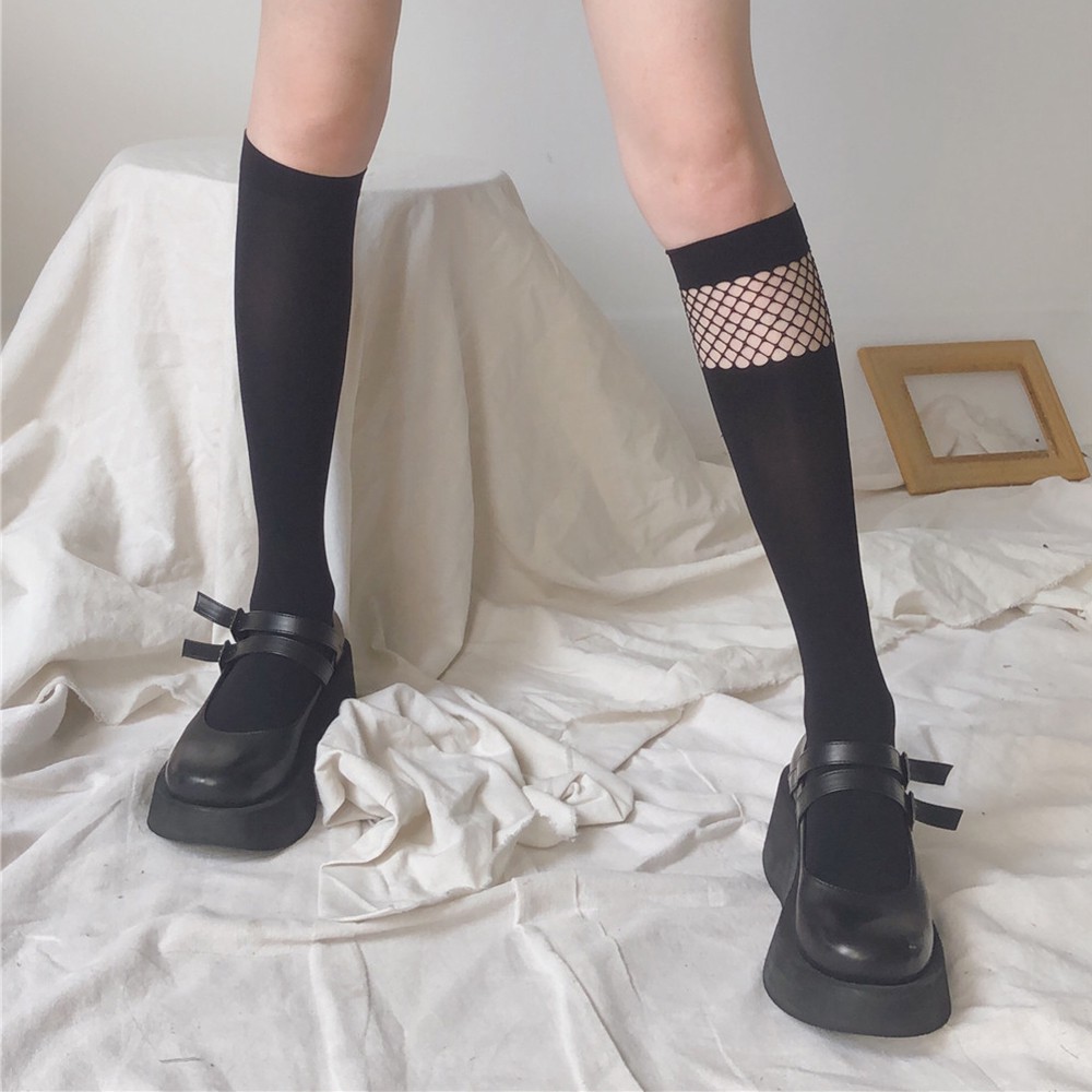 Tất cổ cao thiết kế đơn giản sành điệu cho nữ