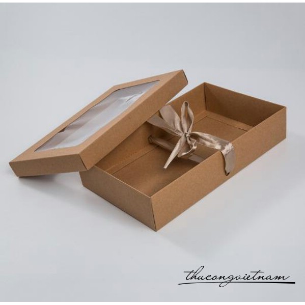 Hộp quà kraft có kiếng & nơ