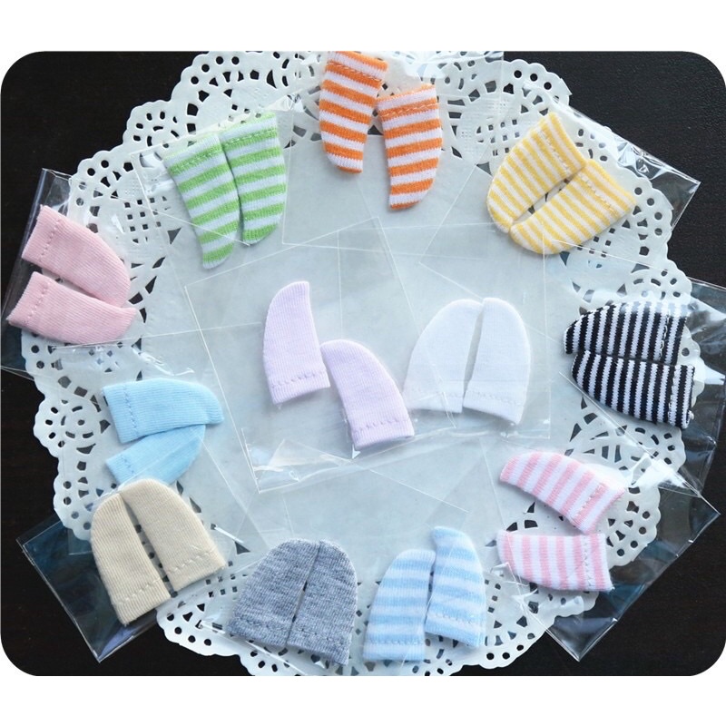 Set 3 đôi vớ  cho búp bê ob11 1/8
