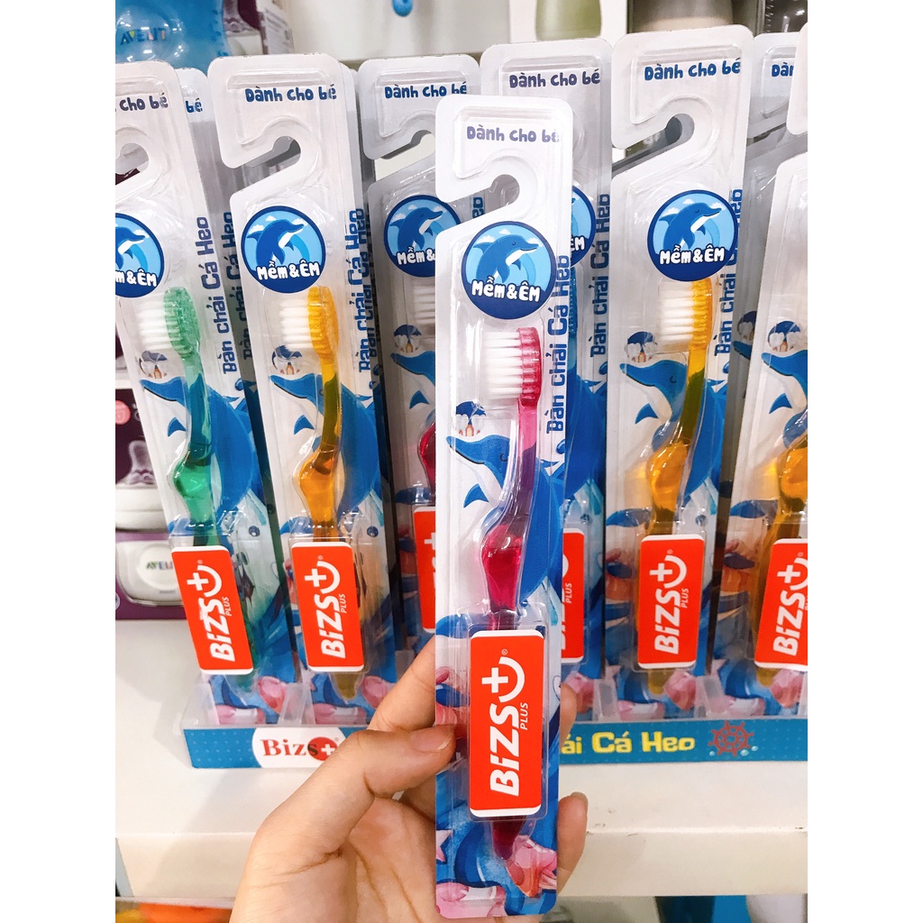 Bàn chải đánh răng trẻ em Bizs+ Plus cá heo