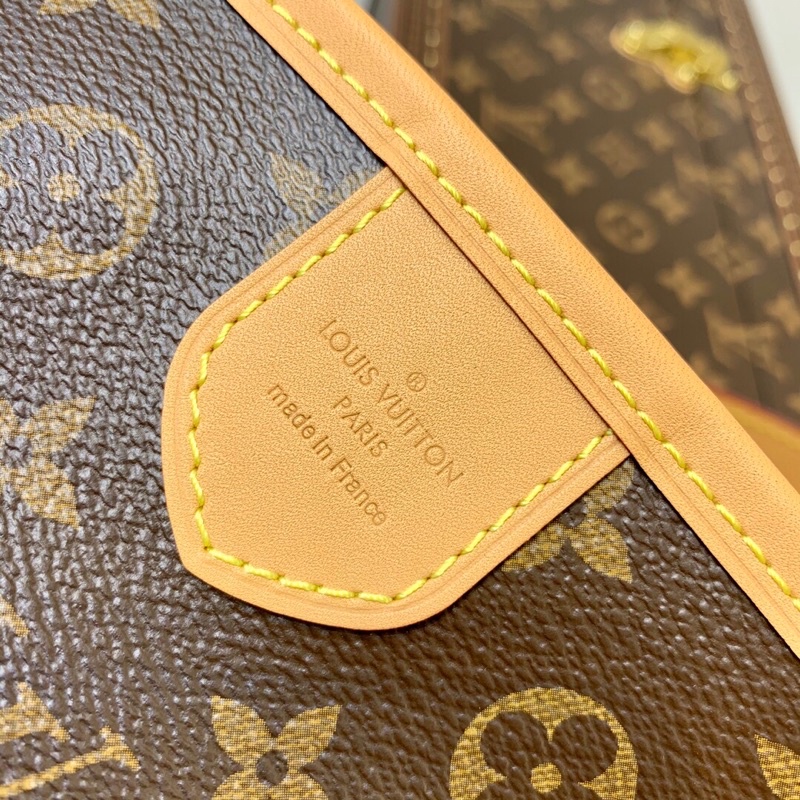 Túi xách đeo chéo thời trang thương hiệu Louis Vuitton LV Graceful da thật hàng vip 1-1