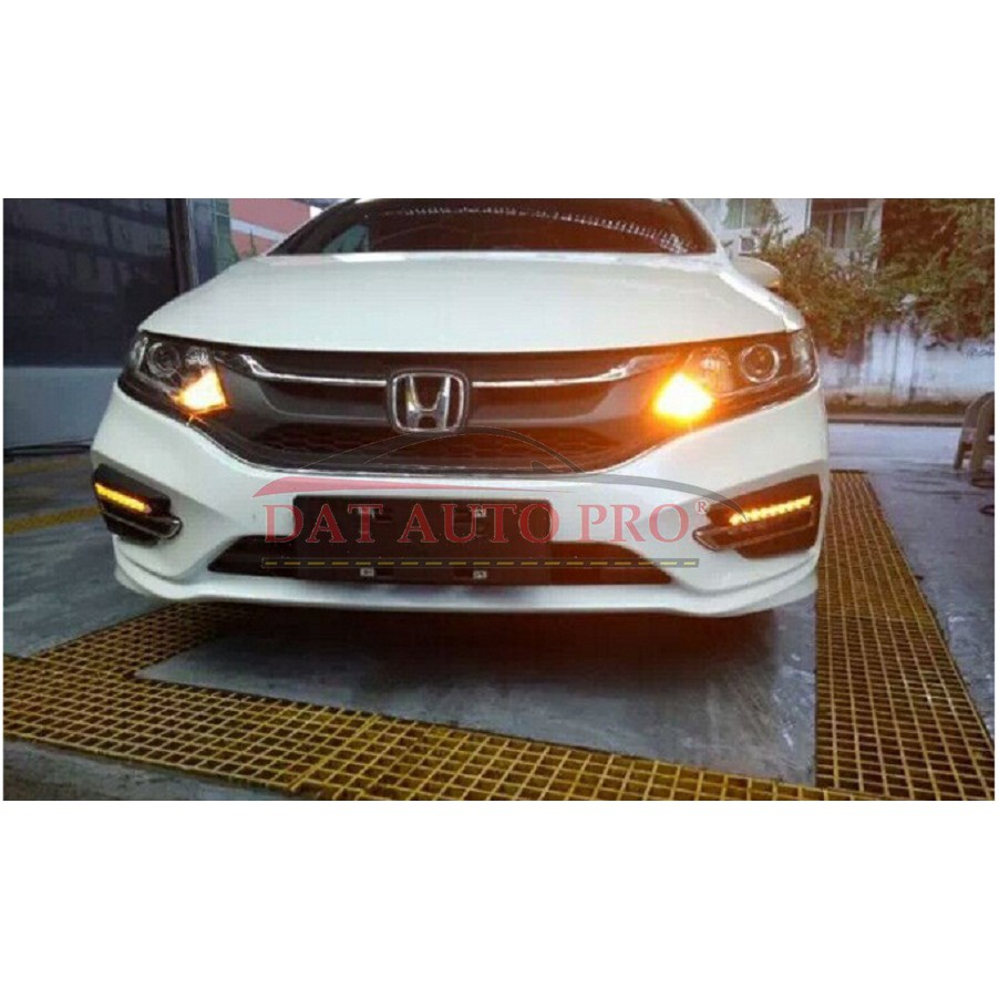 Bộ 2 Led daylight 6led sport có xinhan chạy đuổi nhau dùng cho oto.