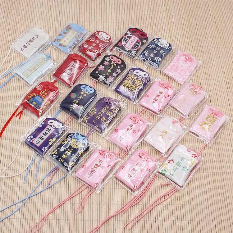 Phong thuỷ tài lộc omamori Nhật Bản, Túi may mắn bọc silicon thiết kế tinh tế + tặng kèm tiền xu ngũ đế