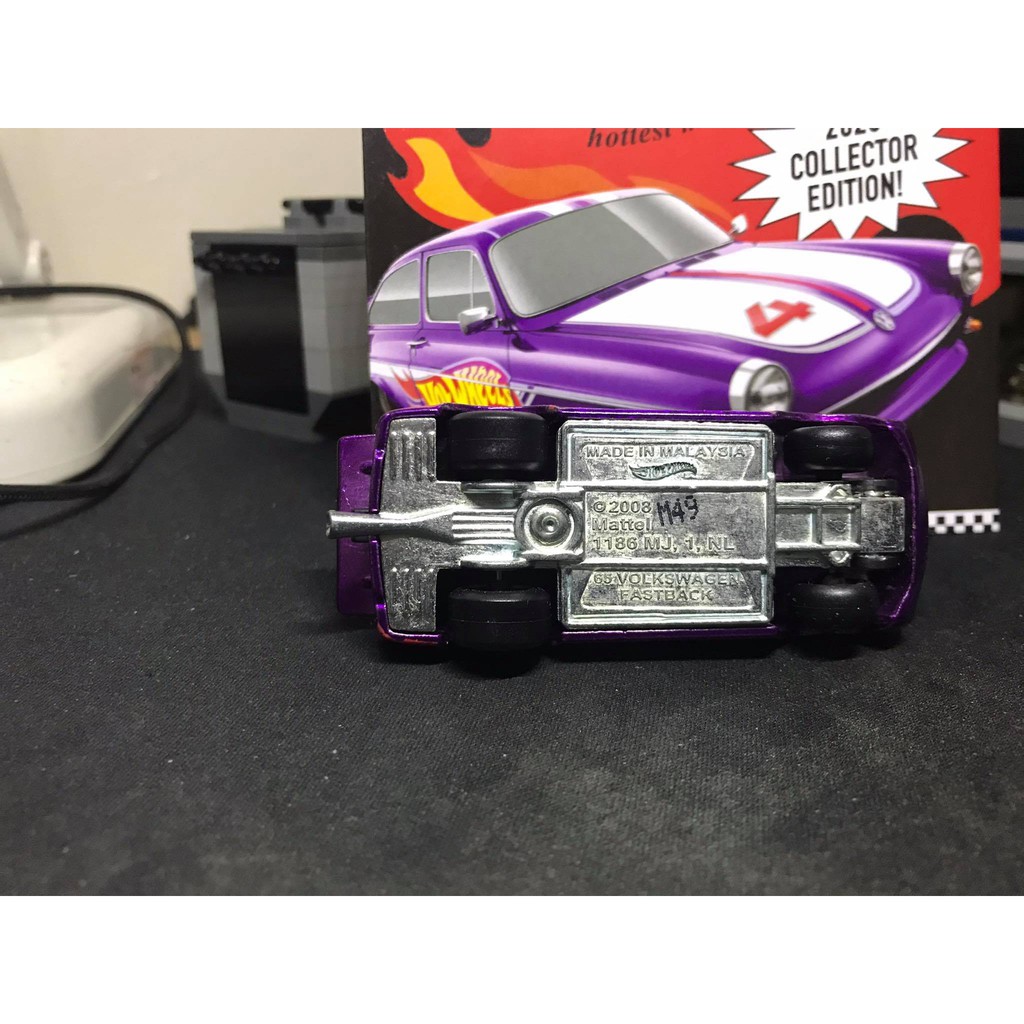 Xe Hotwheels RLC 1965 VOLKSWAGEN FASTBACK (Hàng cực hiếm giới hạn)