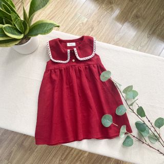 Combo váy và bộ đồ bé gái