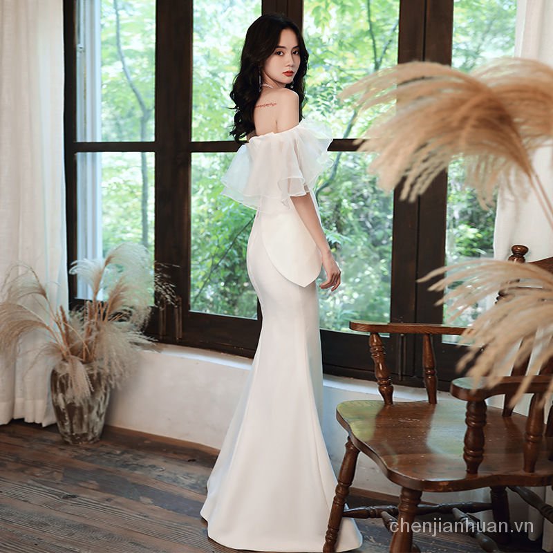 váy trắng kỉ yếu công chúa trễ vai Dạ HộI Nữ2021Mới Sexy Mỏng VAI ĐẦM Trắng Đuôi Cá Dài Khí Chủ Tiệc