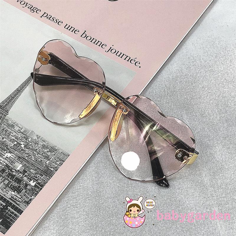 Kính Mát Mặt Hình Trái Tim Chống Tia Uv Cho Bé