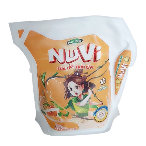 10 Bịch sữa chua uống  Nuvi 110ml - Vị Ngẫu Nhiên