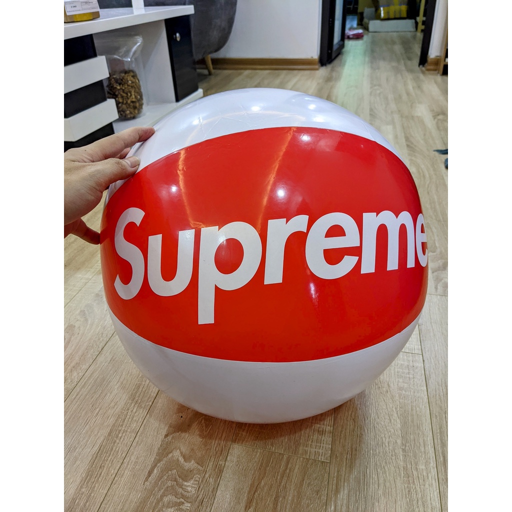 Bóng hơi Supreme