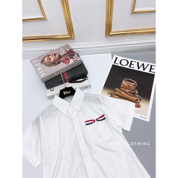 Áo sơ mi thom nơ túi trắng đỏ TTA867