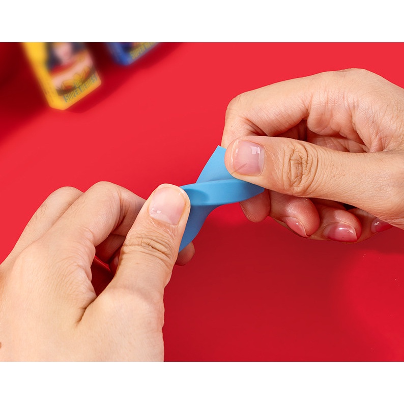 Gôm tẩy Deli vẽ hình hoạt hình siêu nhân - 1 chiếc - XP104/XP105