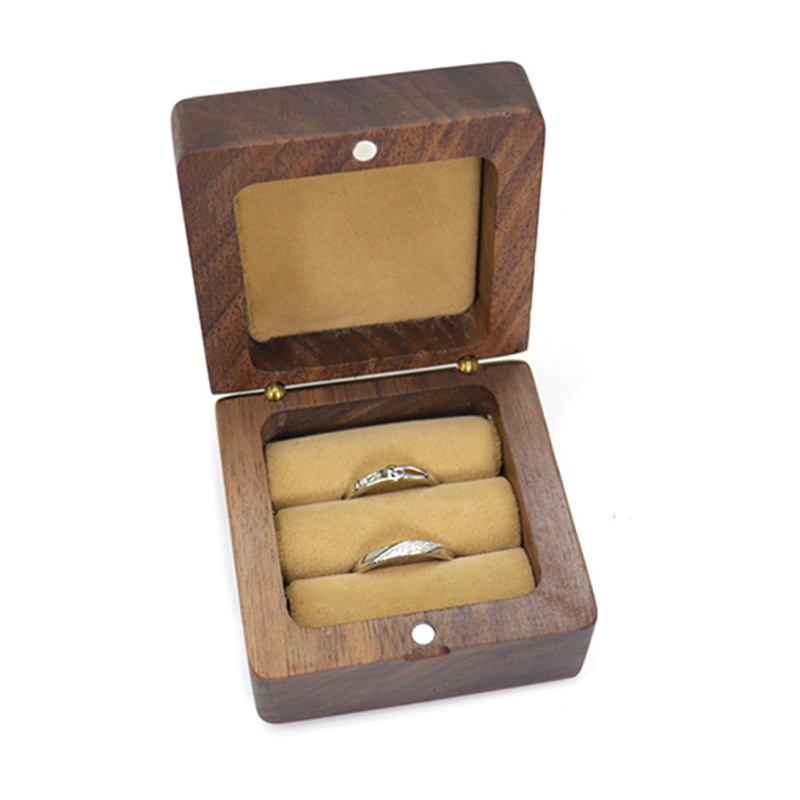 Hộp Đựng Nhẫn Đính Hôn Hình Vuông Sang Trọng