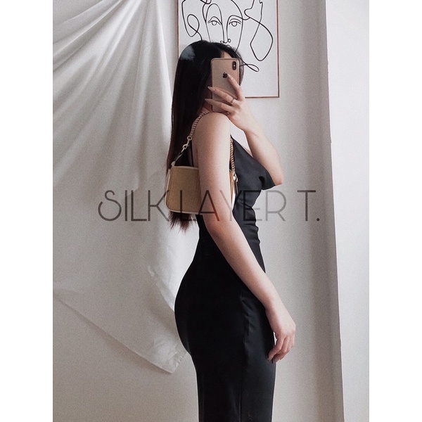 ĐẦM LỤA CỔ ĐỔ DÁNG DÀI MÀU ĐEN by SILK LAYER T.