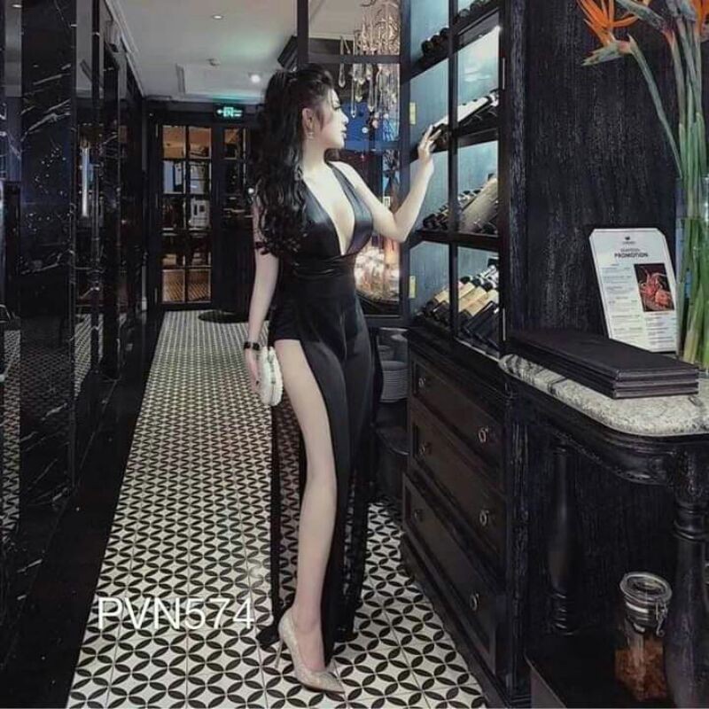 Set Bodysuit Hai Dây Cúp Ngực Chéo Lưng Kèm Quần Suông Xẻ Tà Hai Bên cực gợi cảm