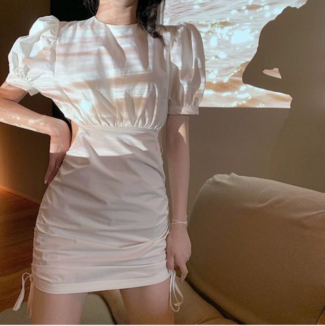 Đầm trắng khoét eo rút thân | BigBuy360 - bigbuy360.vn