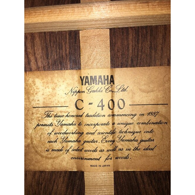 Guitar Classic Yamaha C400