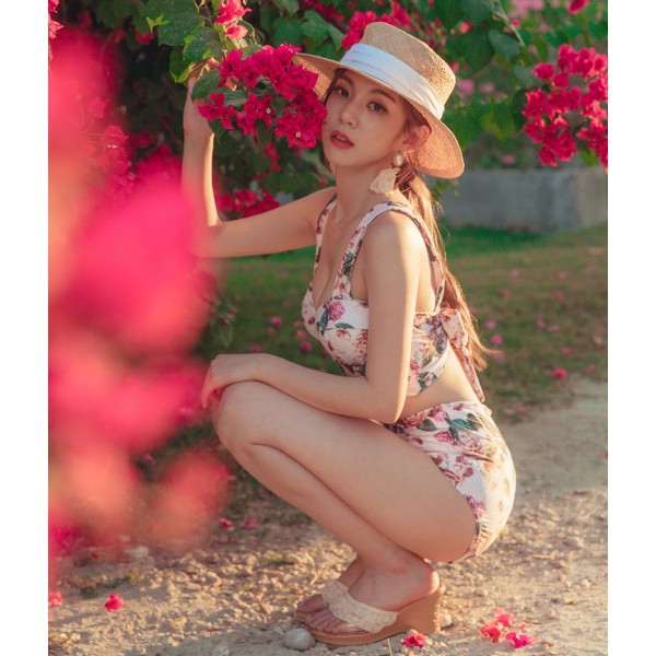 Bộ bikini 2 mảnh họa tiết hoa mùa hè BK03