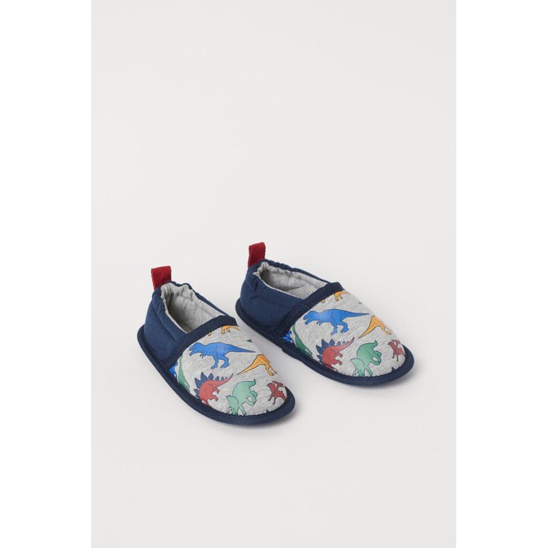 Dép đi trong nhà hm aut bé trai