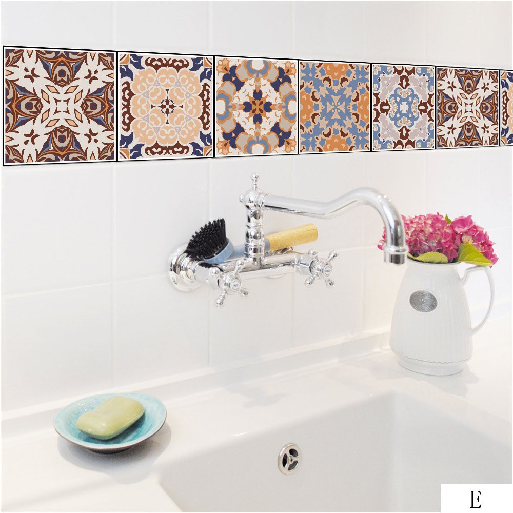 Decal dán tường hoạ tiết cổ điển
